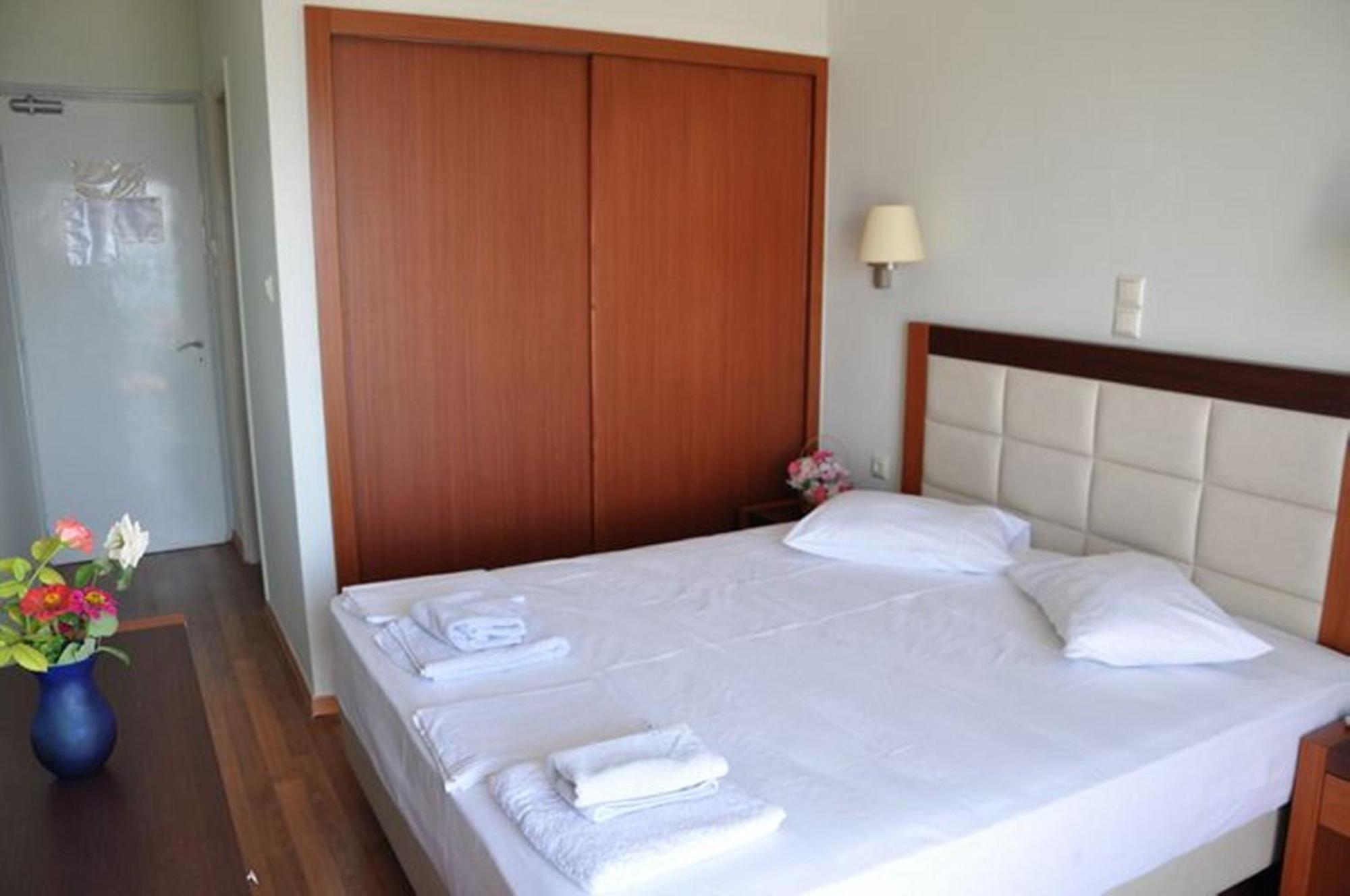 Elena Hotel Arkíca Kültér fotó